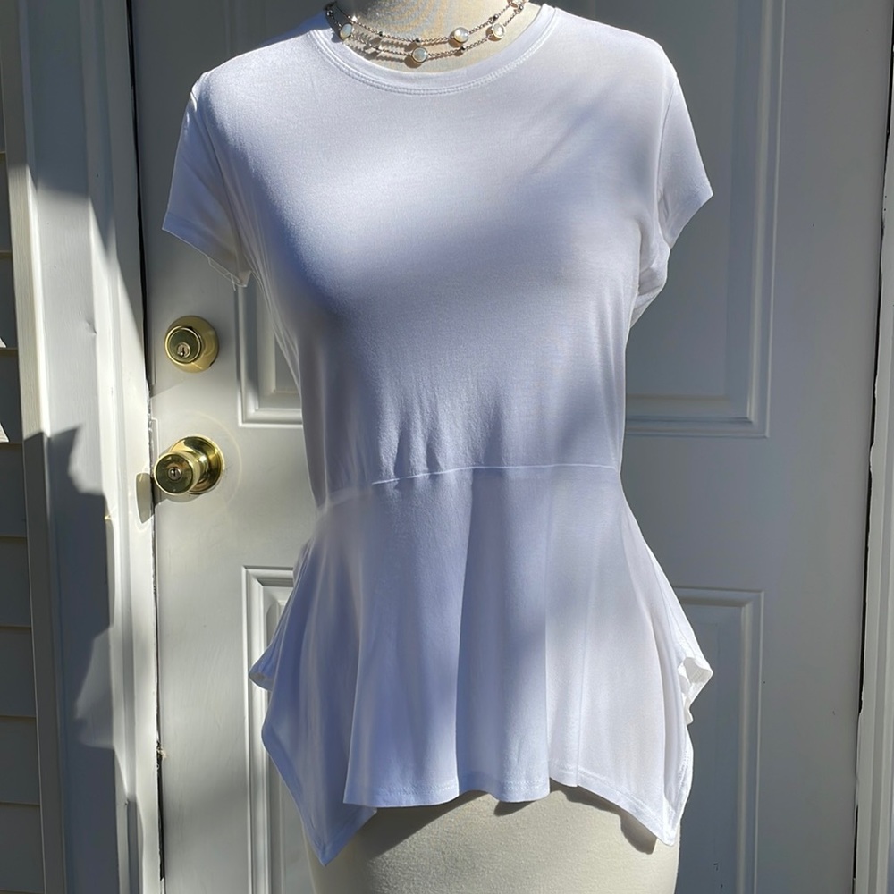 BCBGMAXAZRIA White top with super cute handkerchief bottom.